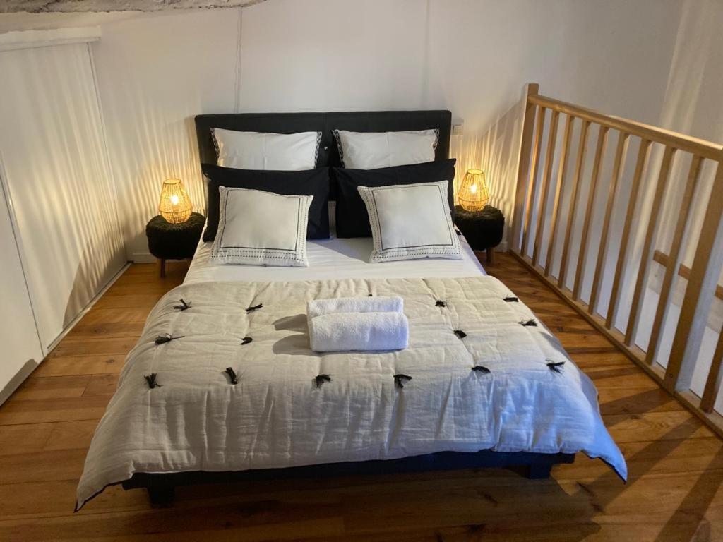 Appartement De Charme Centre กูลิอูร์ ภายนอก รูปภาพ